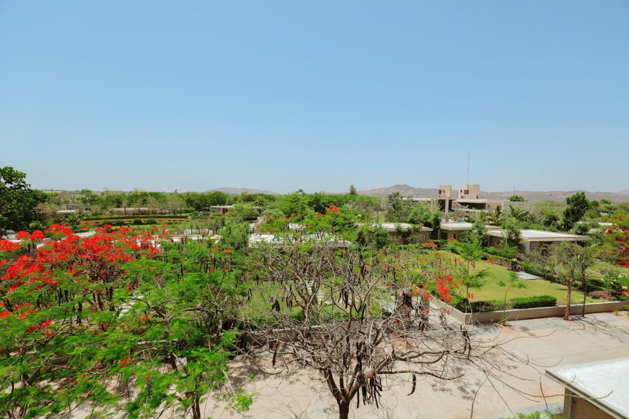 Club Heaven Palanpur Hotel Luaran gambar
